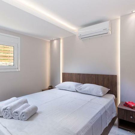 Seashore Stream Suites Alykes  Ngoại thất bức ảnh