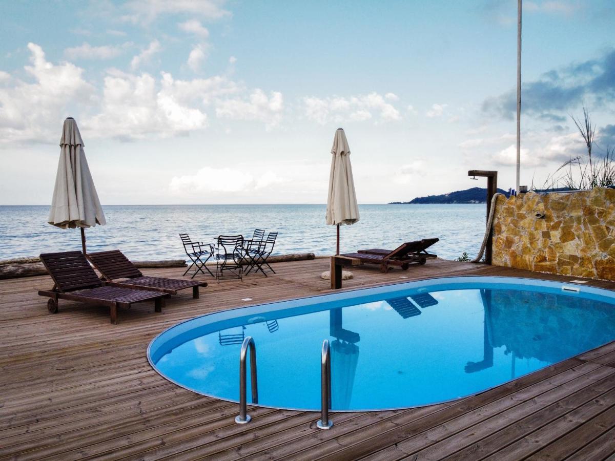 Seashore Stream Suites Alykes  Ngoại thất bức ảnh