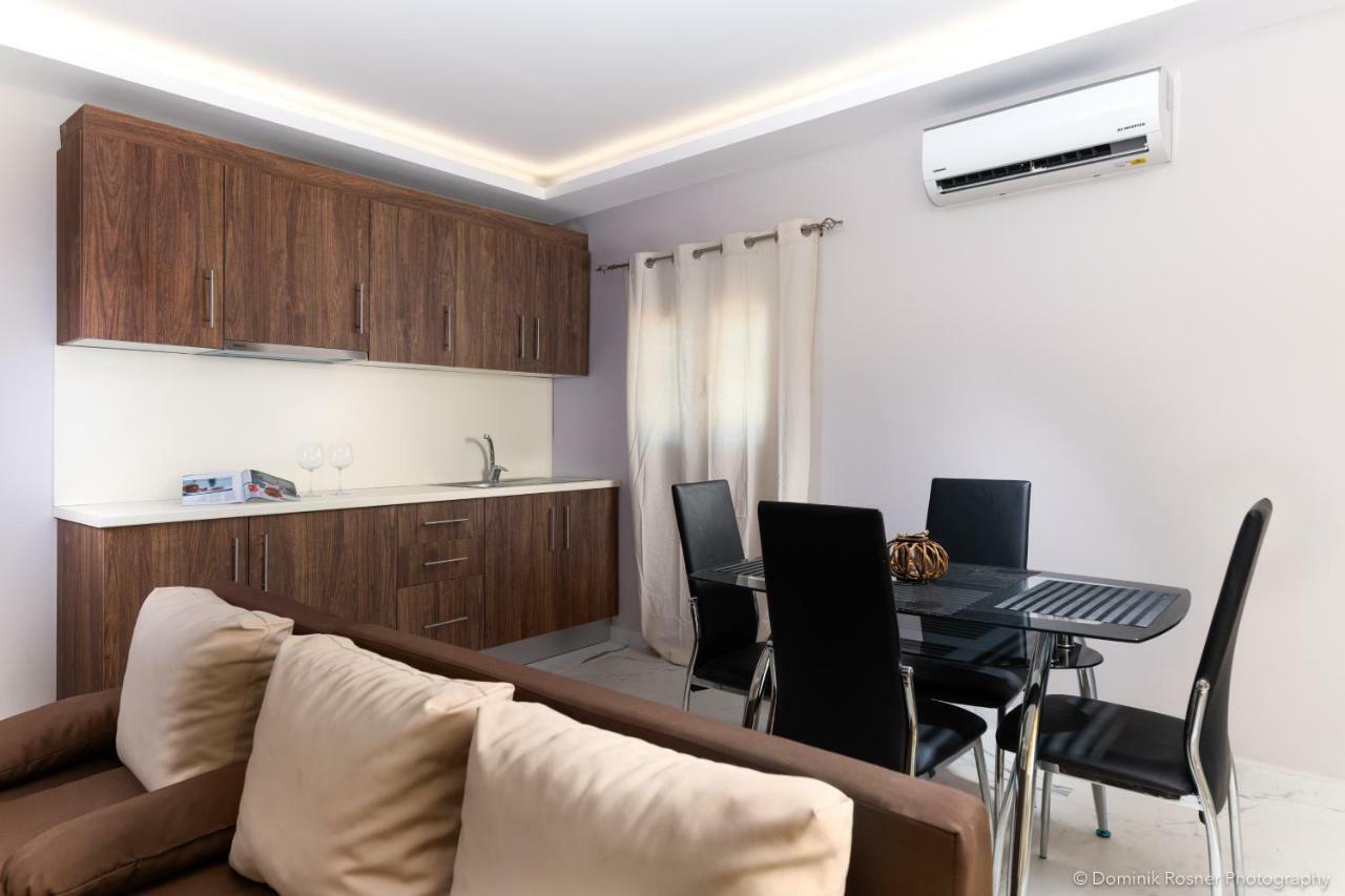 Seashore Stream Suites Alykes  Ngoại thất bức ảnh